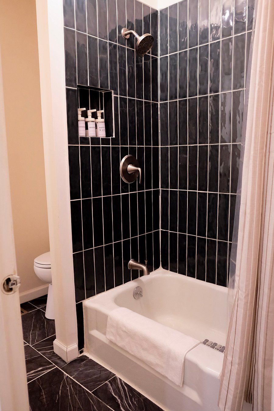 Furnished Finder property 845574_1 photo 5