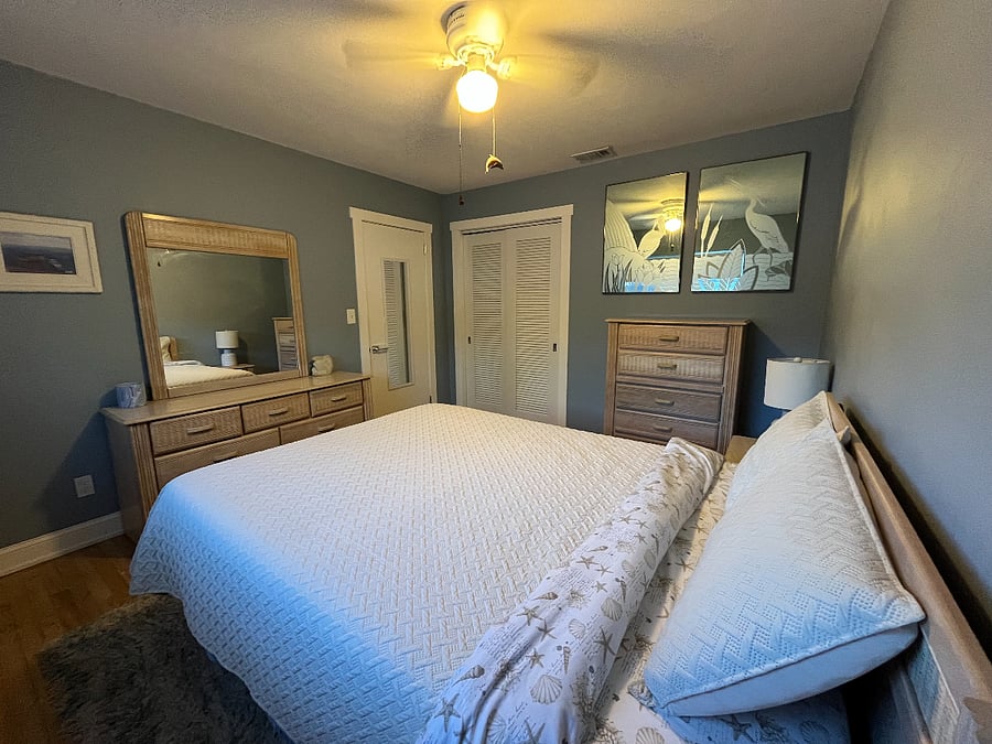 Blue Dolphin Bedroom.
Large Mirror on Dresser.