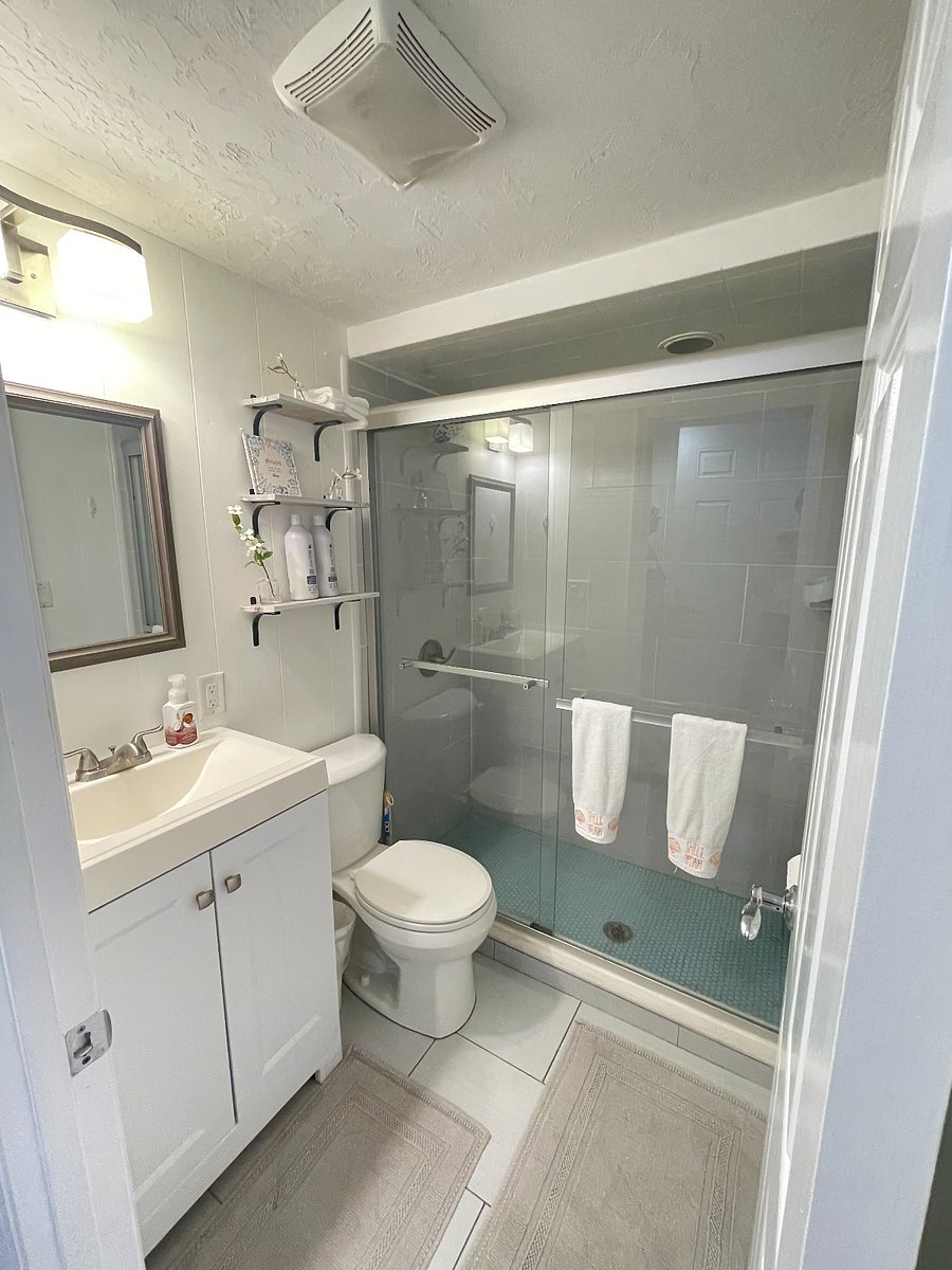 Bathroom 2