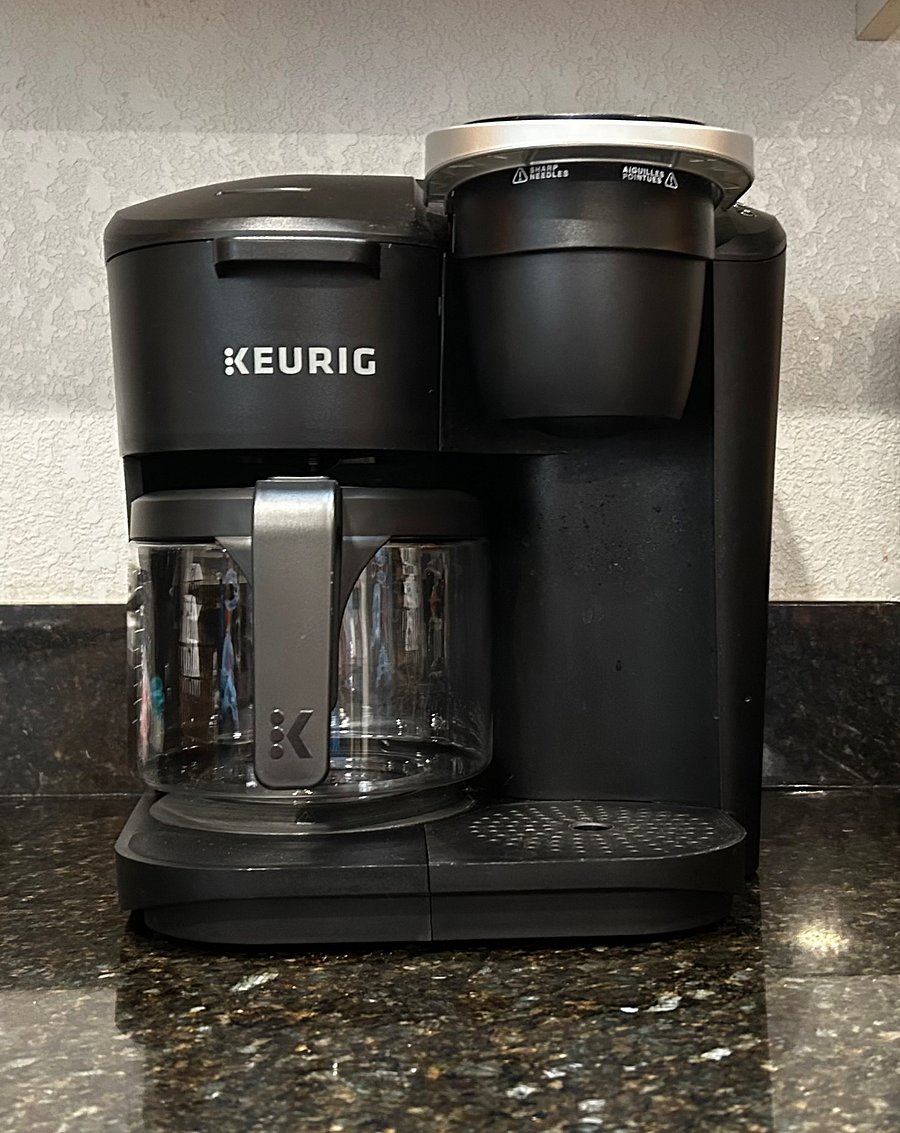 Keurig Duo machine can brew a pot or use single serving K-cups.