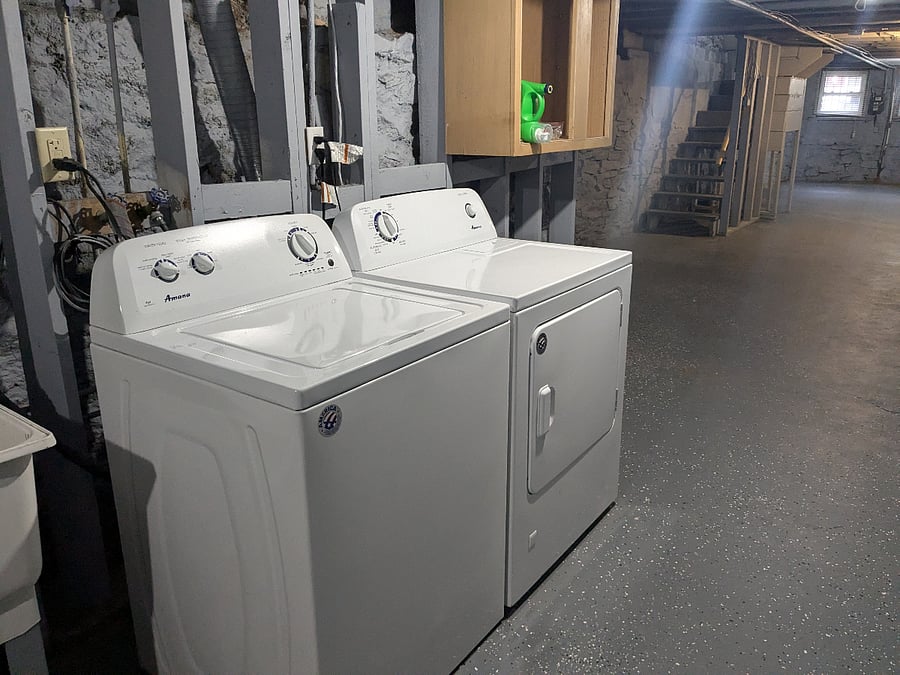 Washer & dryer in basement