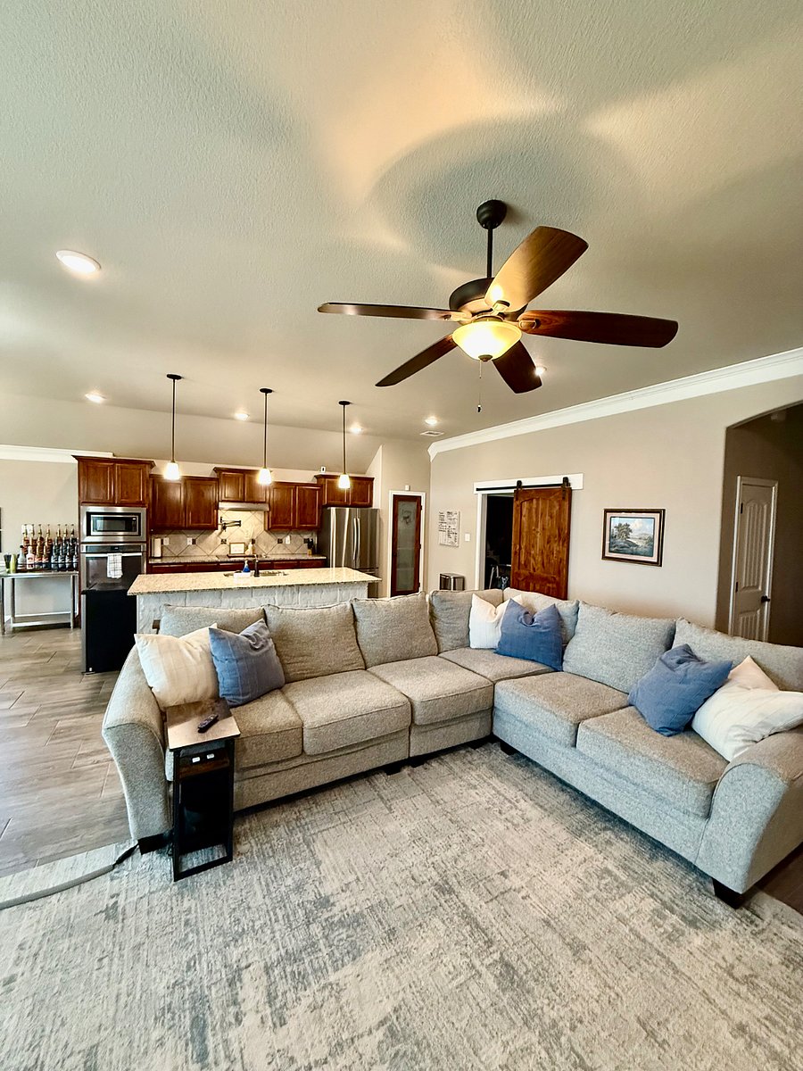 Furnished Finder property 845980_1 photo 3