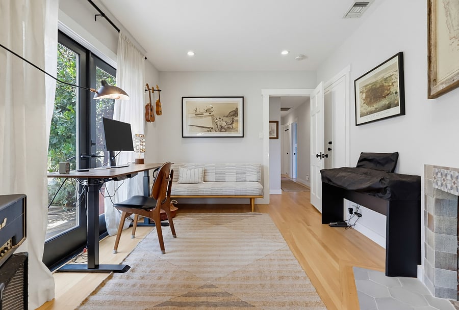 Furnished Finder property 846021_1 photo 24