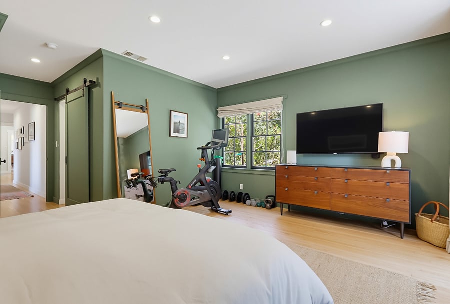 Furnished Finder property 846021_1 photo 32