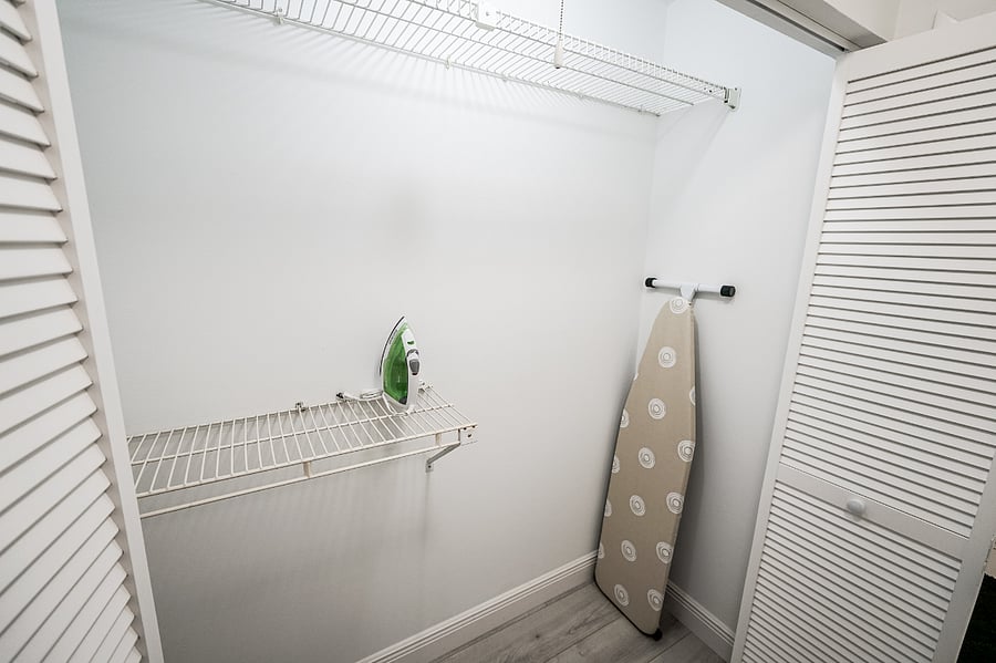 Master bedroom 2nd closet