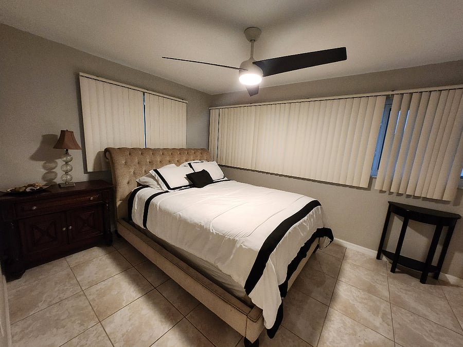 2nd Bedroom Queen Bed