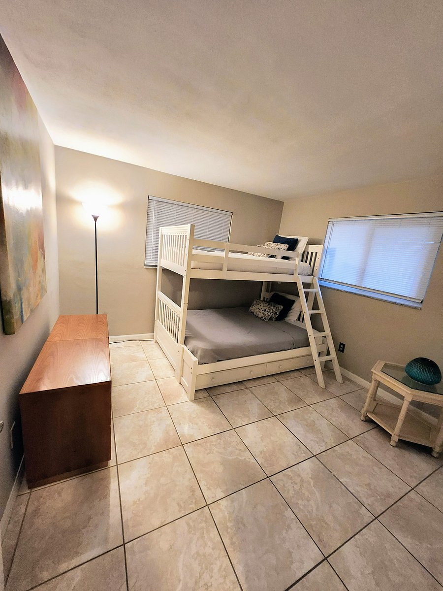 3 bedroom sleeps 3 people