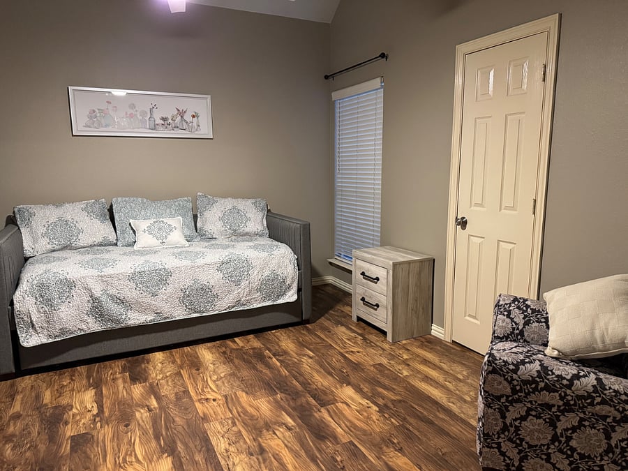 Furnished Finder property 846169_1 photo 12