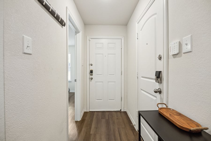 Furnished Finder property 846285_1 photo 3