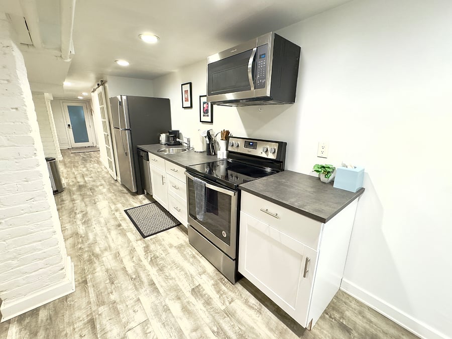 Fully-equipped kitchen