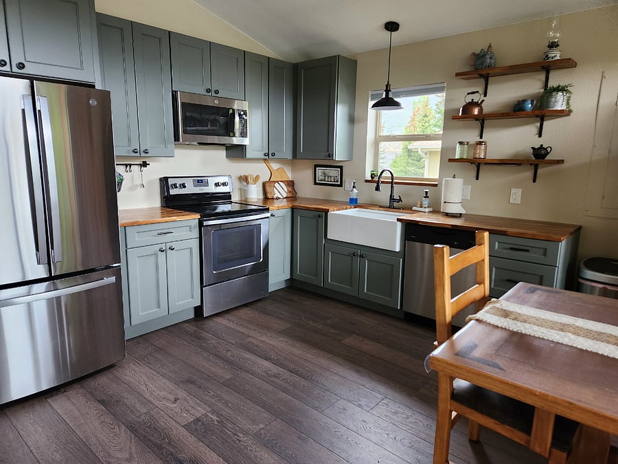 Fully equipped kitchen