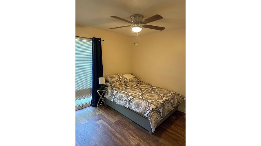 Guest Bedroom with Full Size Bed (Twin Size Bed Underneath) 