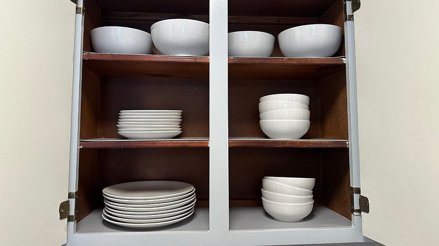 Dishes for 8. 