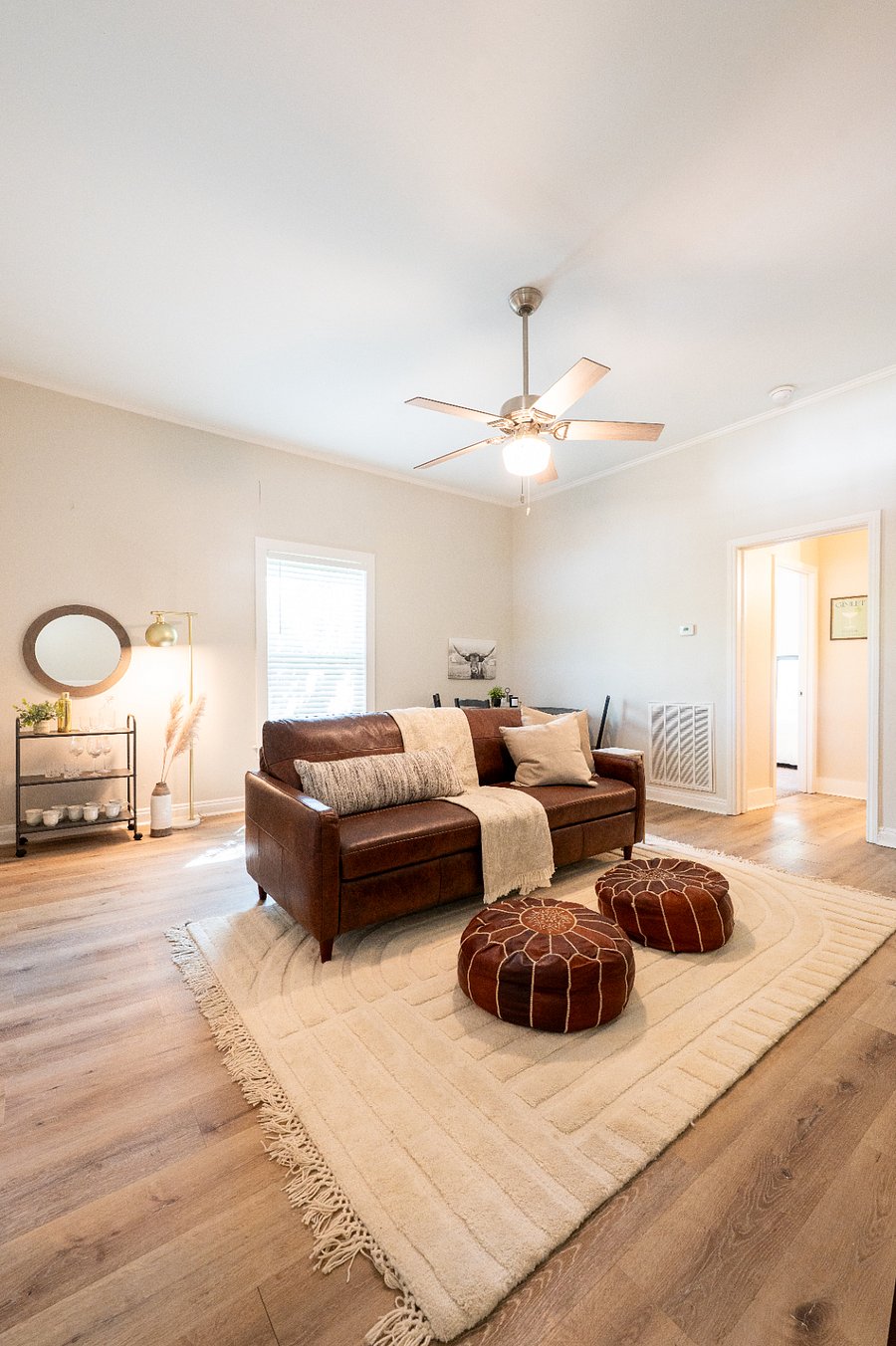 Furnished Finder property 846490_1 photo 1