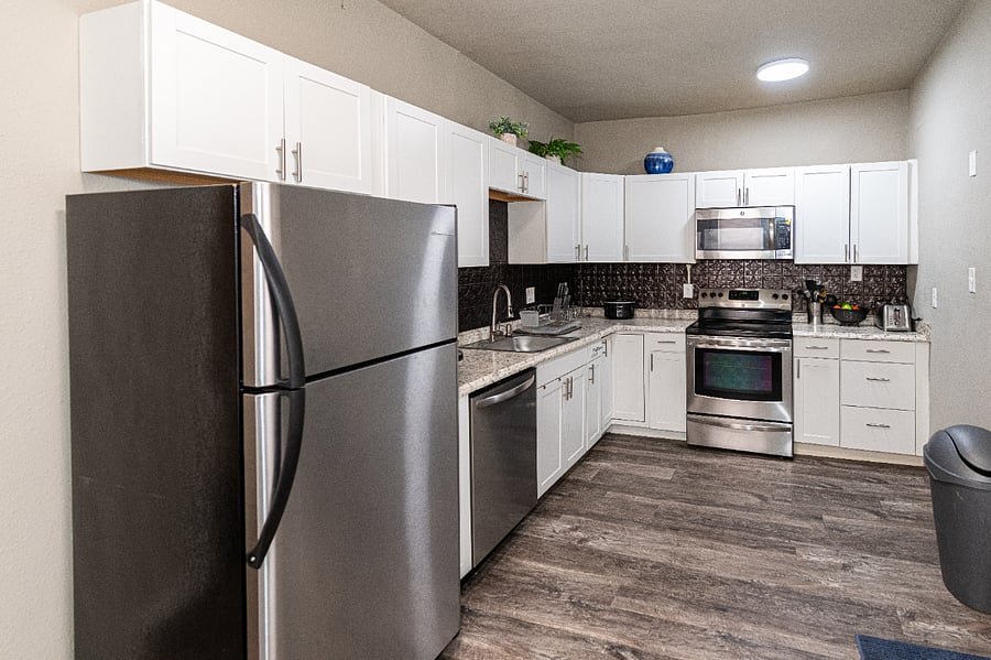Furnished Finder property 846512_1 photo 21