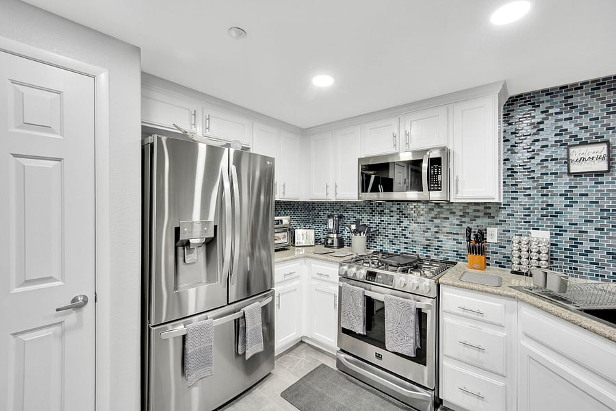 Furnished Finder property 846603_1 photo 17