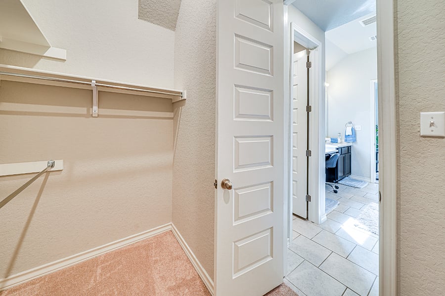 Furnished Finder property 846635_1 photo 39