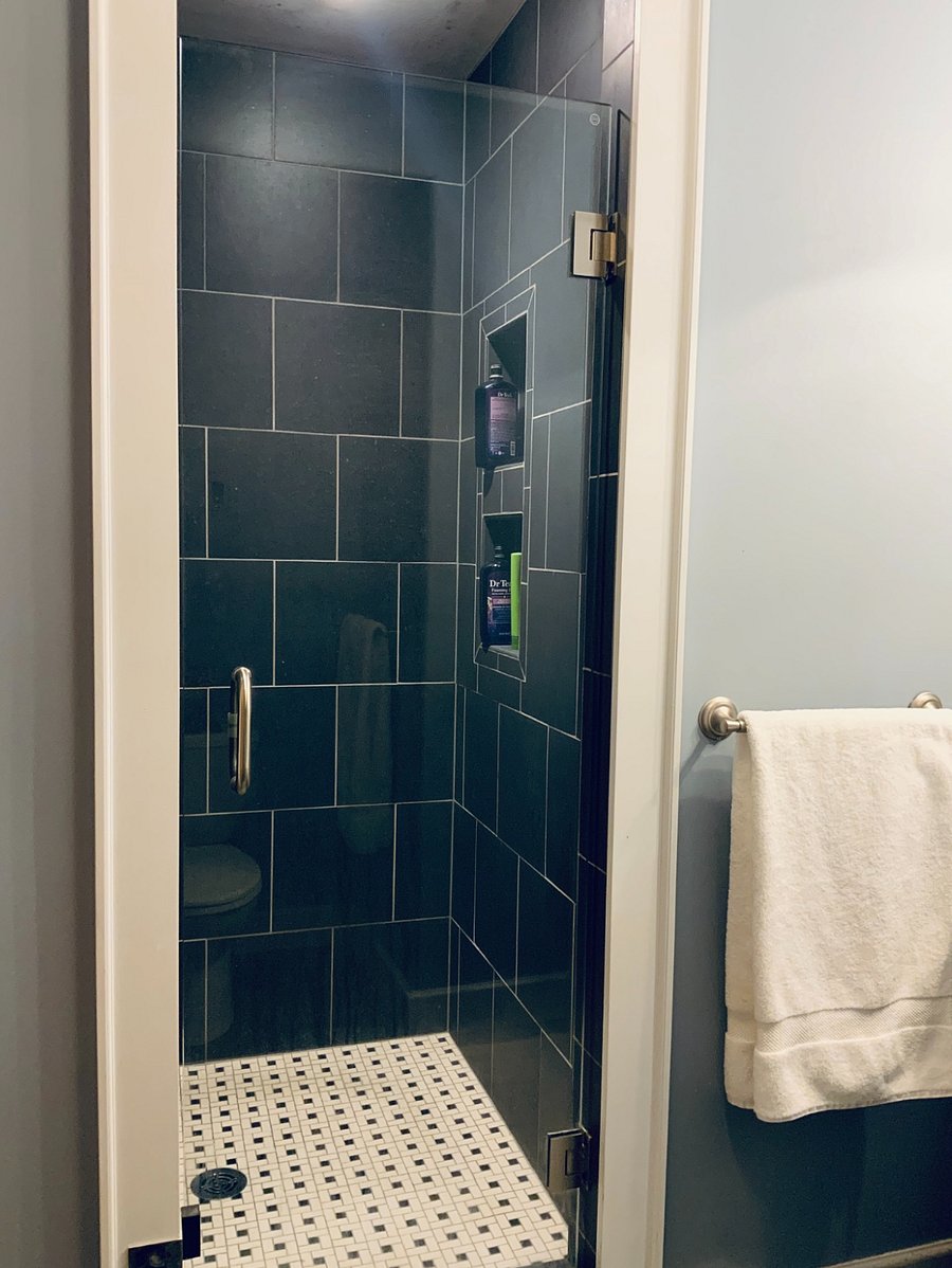 completely private Beautiful shower with great water pressure