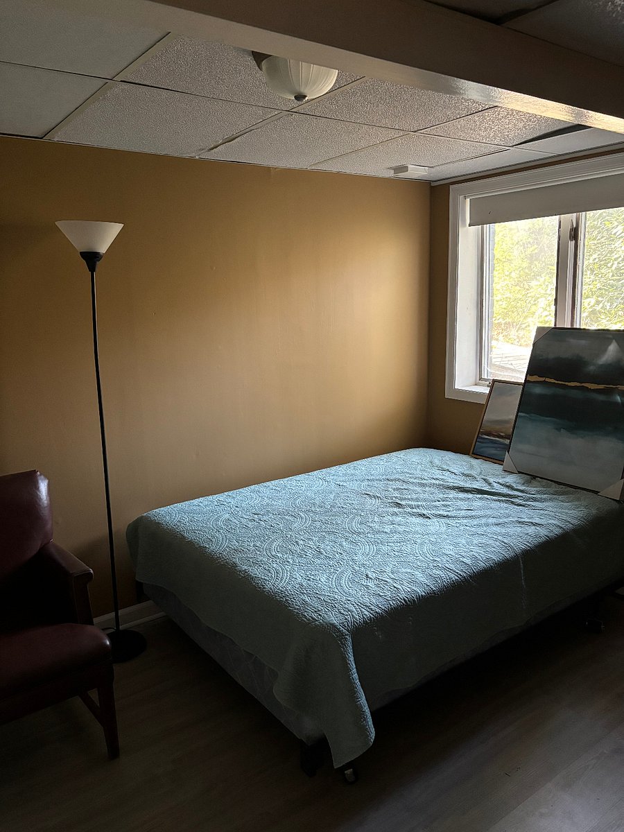 Bed in bedroom...