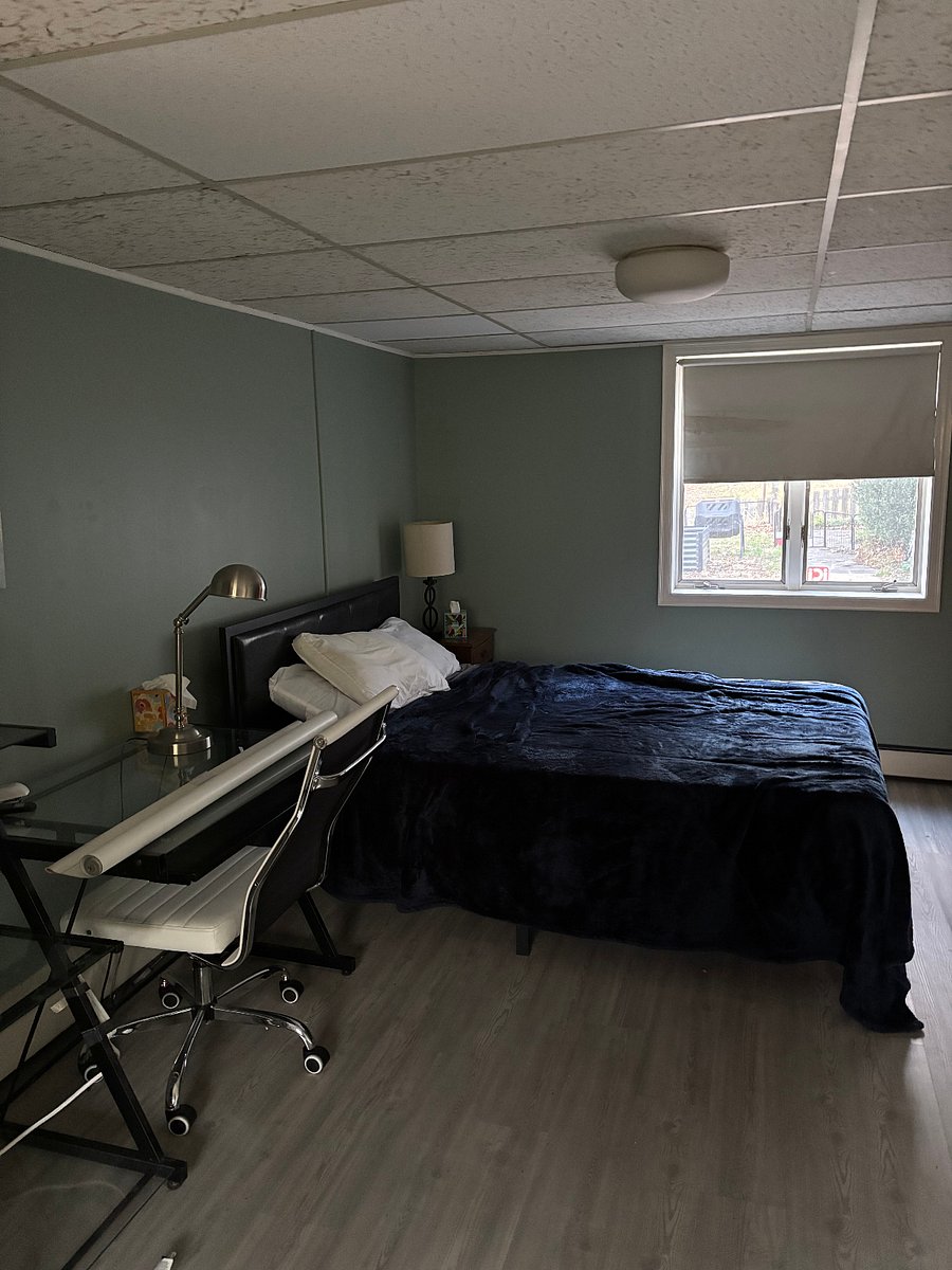 Bedroom area but not official could be a gym