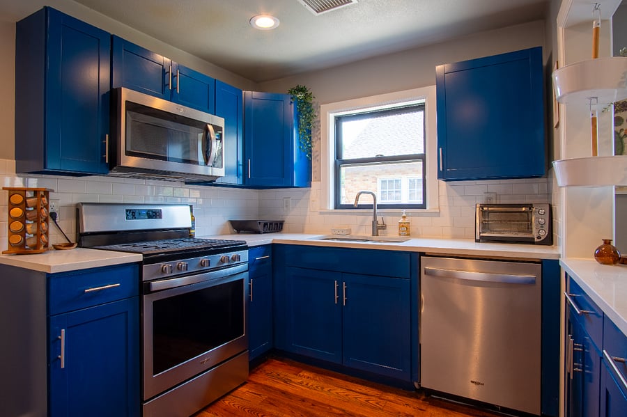 Kitchen (pantry and fridge on opposite wall)