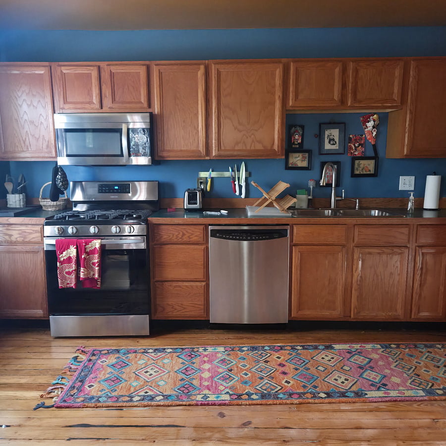 Full equipment kitchen with Stainless gas stove, and dishwater also double door fridge and coffee station.