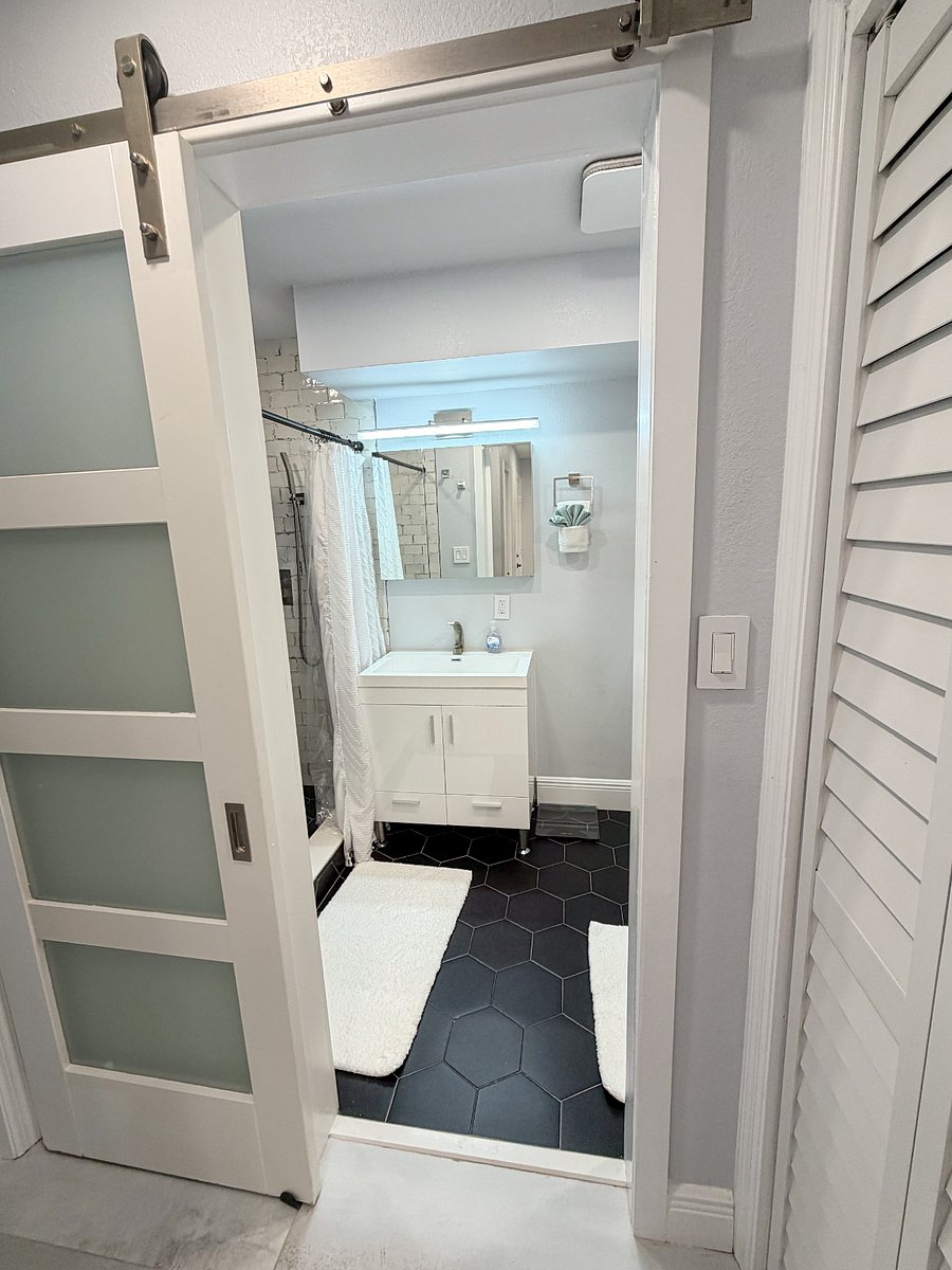 Furnished Finder property 847260_1 photo 6