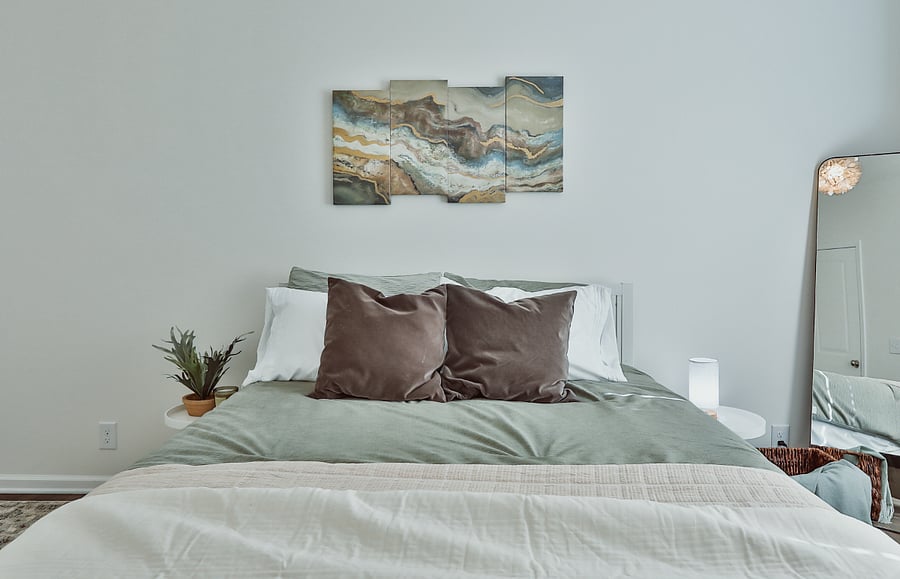 Green Room Bed