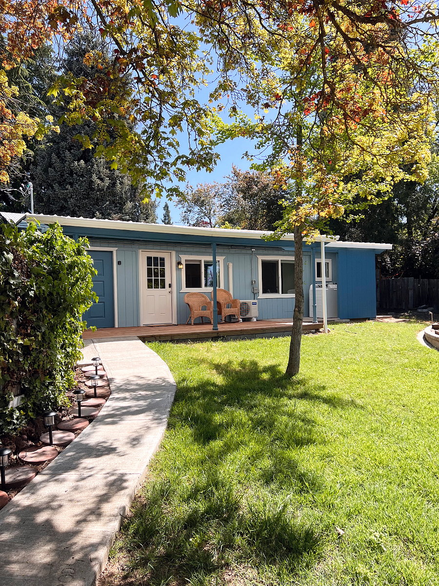 Furnished Finder property 847575_1 photo 1