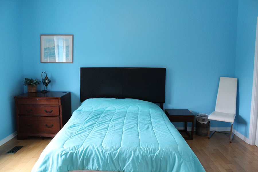 2nd bedroom also with access to bathroom 