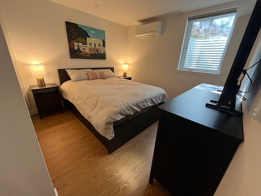 Queen bed, smart tv, separate mini-split for AC and heat, and blackout blinds.