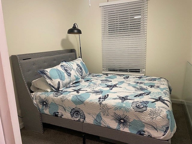 Queen Bed downstairs