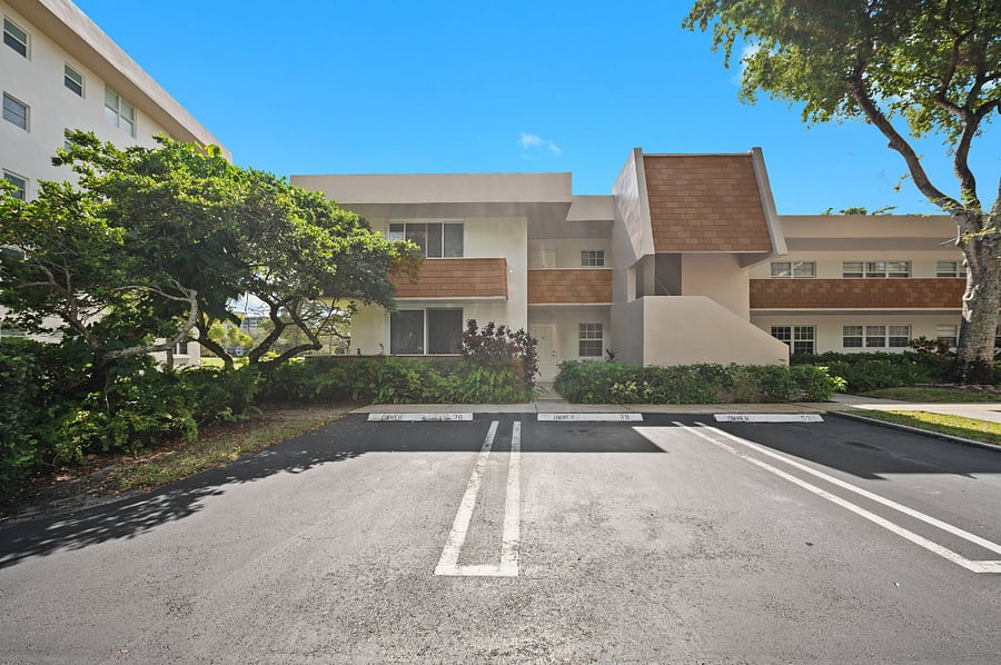 Furnished Finder property 848011_1 photo 25