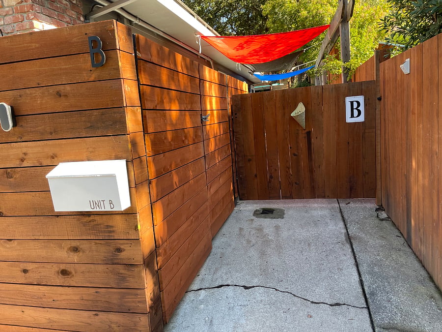 Entry driveway