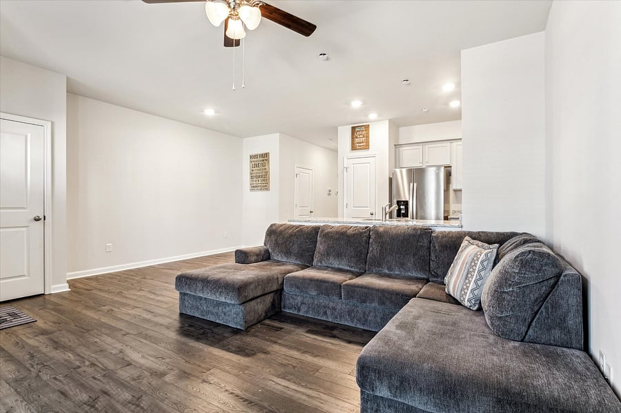 Furnished Finder property 848280_1 photo 2