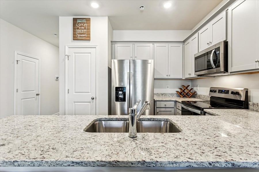 Furnished Finder property 848280_1 photo 1