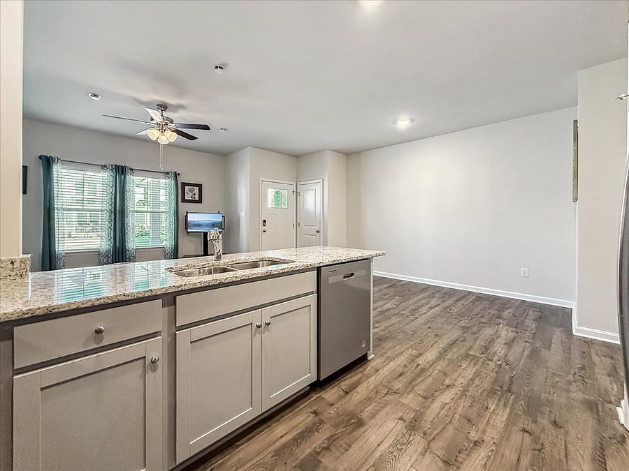 Furnished Finder property 848280_1 photo 8