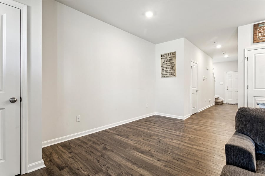 Furnished Finder property 848280_1 photo 9