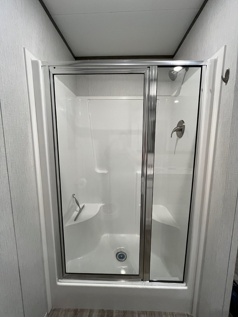 Walking shower