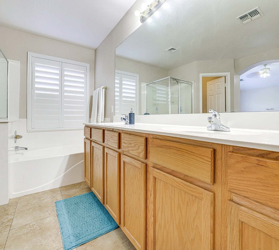 Upstairs Master Bathroom