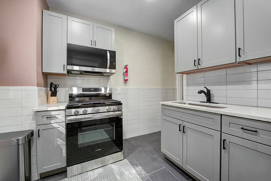 Furnished Finder property 848502_1 photo 13