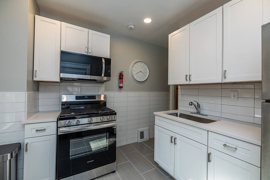 Furnished Finder property 848502_2 photo 9