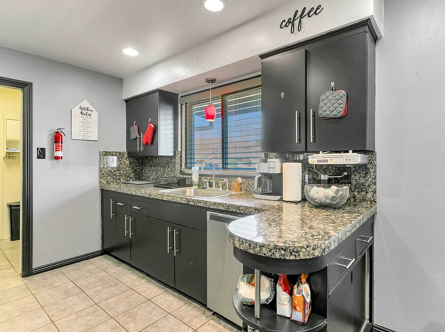 Furnished Finder property 848517_1 photo 9