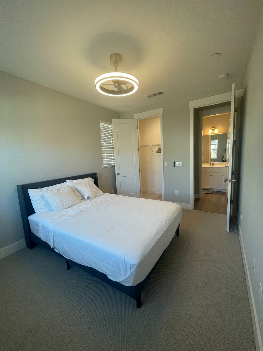 Furnished Finder property 848526_2 photo 27