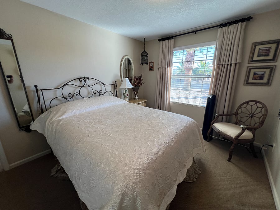 Bedroom #2 - Queen Bed