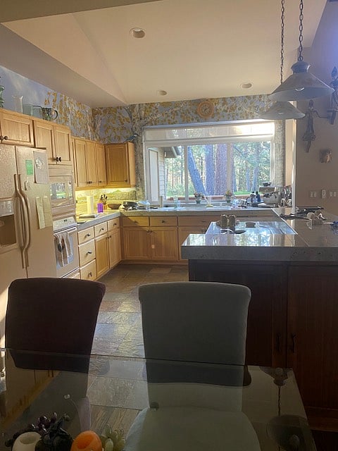 Furnished Finder property 848606_1 photo 25
