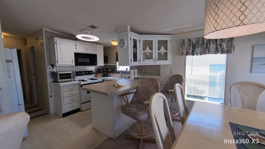 Furnished Finder property 848668_16 photo 2