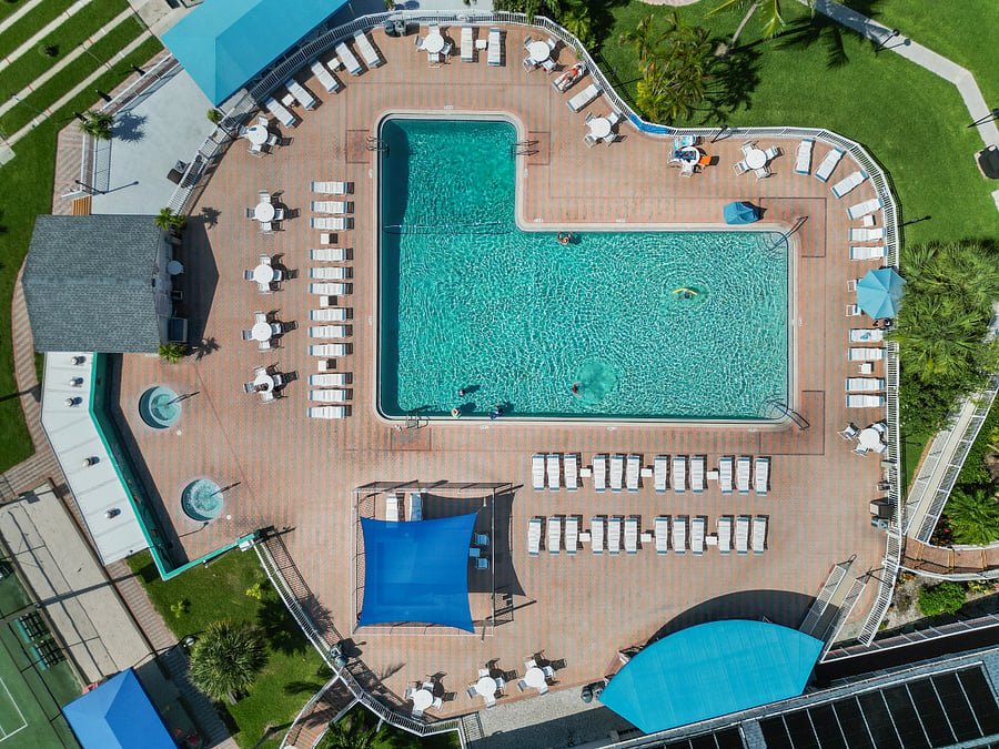 River side Pool and Hot Tubs