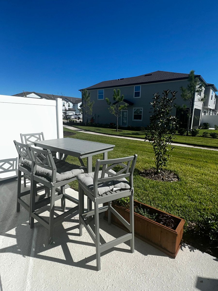 Patio with table and chairs