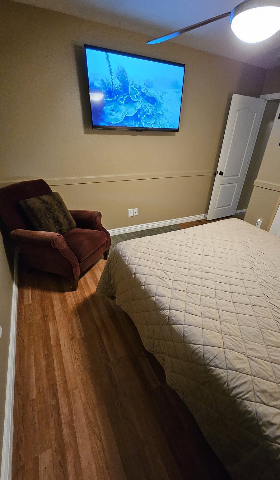 Furnished Finder property 848847_1 photo 36